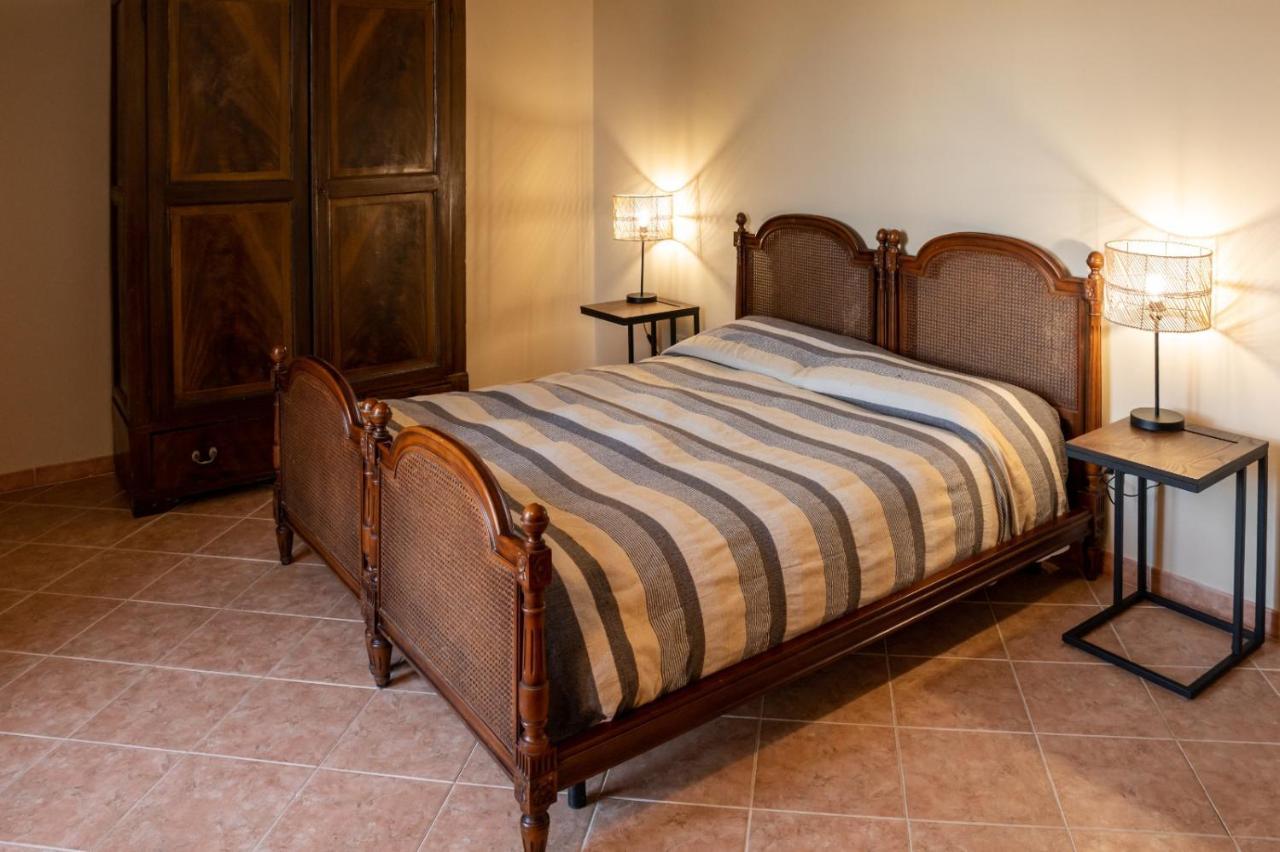 Tenuta San Giorgio แซร์ราวัลเล สกรีเวีย ภายนอก รูปภาพ