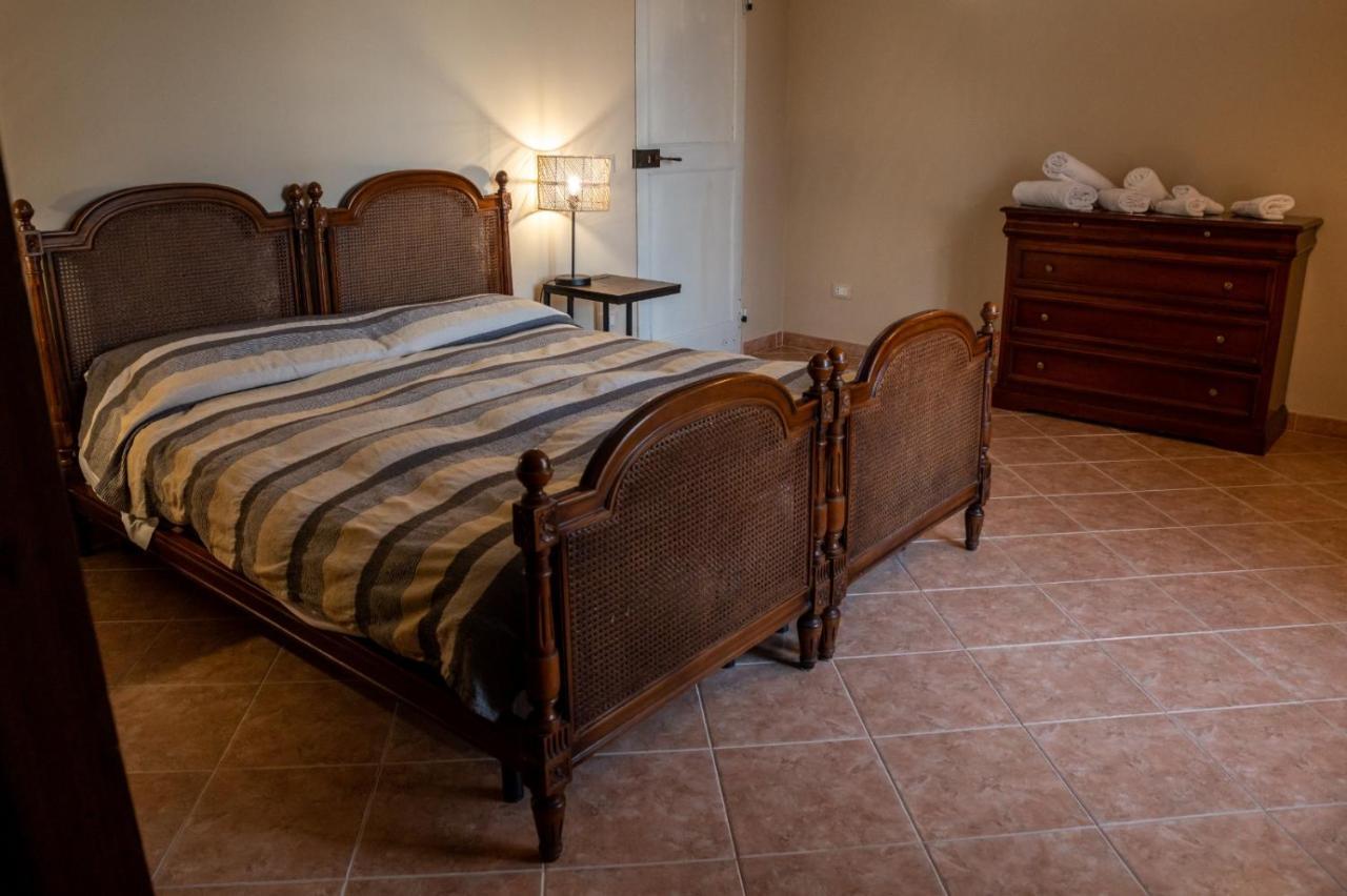 Tenuta San Giorgio แซร์ราวัลเล สกรีเวีย ภายนอก รูปภาพ